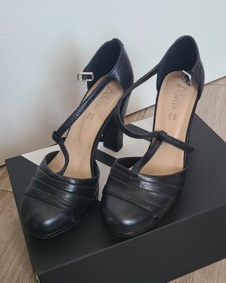Scarpe Alesya nere vera pelle