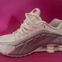 nike shoks