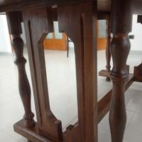 tavolo in legno massello 