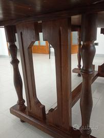 tavolo in legno massello 