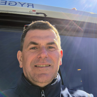 Autista auto:vetture-carri-bus con cqc e camper