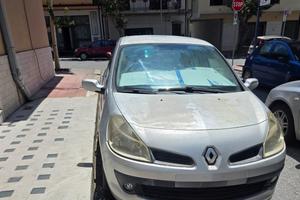 Clio le iene pezzi di ricambio