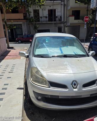 Clio le iene pezzi di ricambio