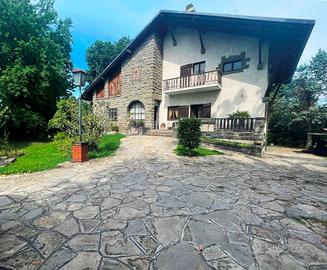 VILLA SINGOLA A PALAZZOLO SULL'OGLIO