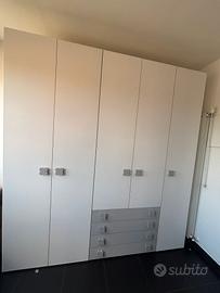 letti e armadio 