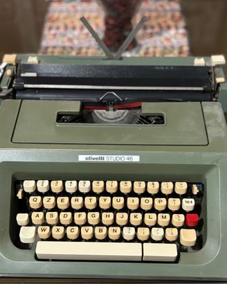 macchina da scrivere  Olivetti Studio 46
