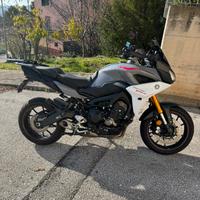 Yamaha tracer 900 GT -FULL OPTIONAL-