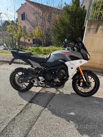 Yamaha tracer 900 GT -FULL OPTIONAL-