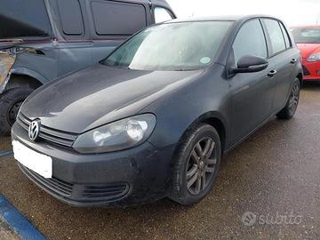 RICAMBI USATI AUTO VOLKSWAGEN Golf 6 Berlina CAY D