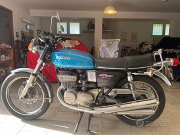 Suzuki GT 380 1976 8500 km originali