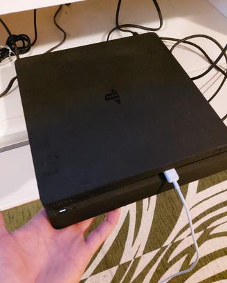PlayStation 4 Slim 1TB - Condizioni Perfette 