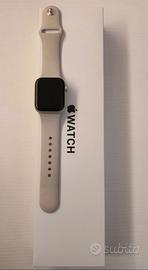 Apple Watch SE (2gen) 40 mm