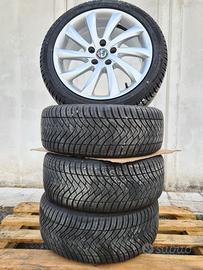 Cerchi e Gomme Alfa Giulietta (225/45-17)