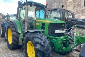trattore agricolo JOHN DEERE 6330