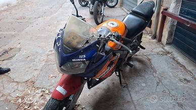 honda cbr125r 