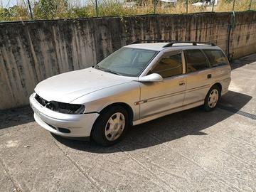 Opel Vectra B station wagon