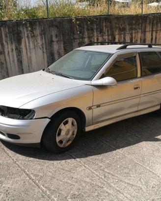 Opel Vectra B station wagon