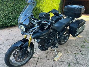 MOTO TRIUMPH XR TIGER 800