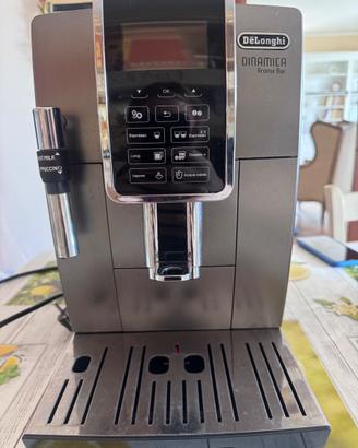 Macchina caffe’ Delonghi Dinamica Aroma bar