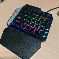 Tastiera gaming meccanica