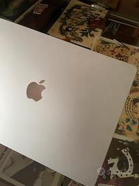 MacBook Air 15” 2024 M3 512GB