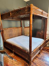 Letto a baldacchino in stile Bali