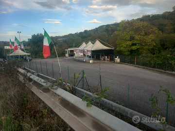 Piazzale commerciale