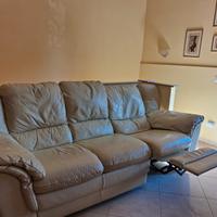 divano in pelle 