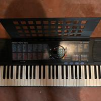 Pianola YAMAHA PSR 180