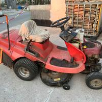 Trattorino tagliaerba mtd