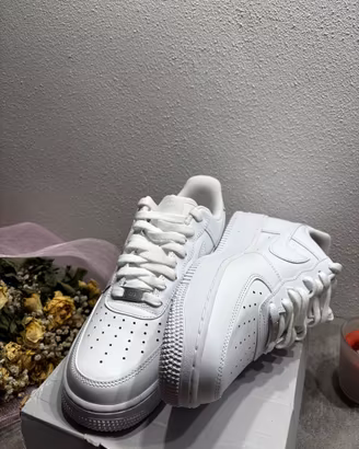 Nike Air Force 1 '07 White - Tg. 42.5 (Nuove)