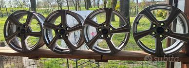 Cerchi in lega da 16 pollici per Ford Puma