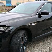 Jaguar F-Pace 300 CV.