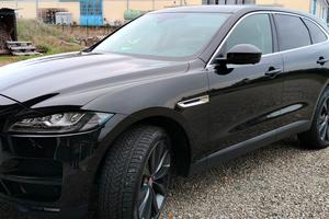 Jaguar F-Pace 300 CV.