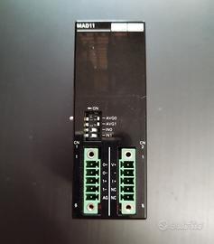 PLC OMRON MAD11