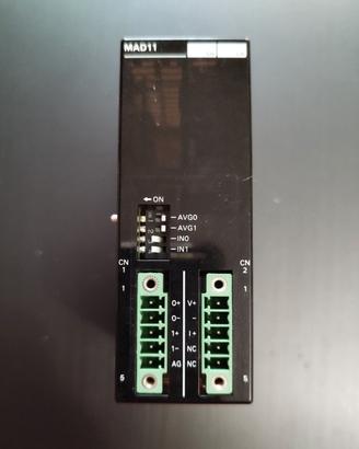 PLC OMRON MAD11