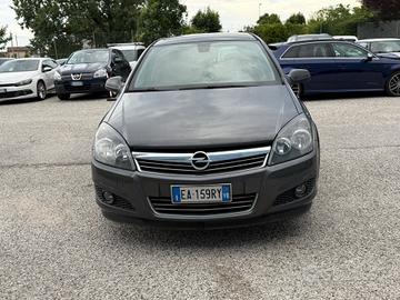 Opel Astra 1.4 16V GPL-TECH 5 porte Enjoy