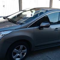 Peugeot 3008 cambio robotizzato nuovo