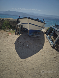 Gozzo in vetroresina