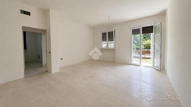 4 LOCALI A PARMA