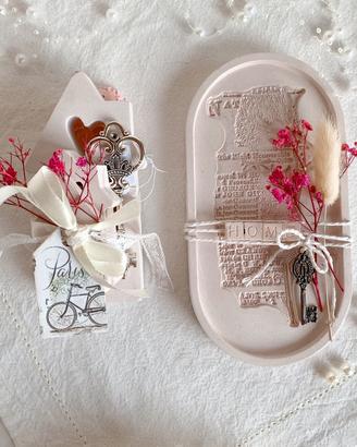 Set shabby-chic vintage:vassoio e casette