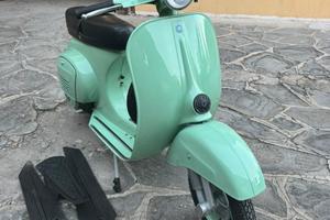 Vespa 50 R rimessa a nuovo
