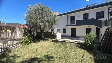 CASA SEMINDIPENDENTE A BARONISSI