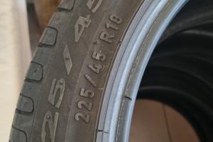 gomme 225/45/18 / 255/40/18 coppie pirelli estive 