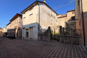 CASA INDIPENDENTE A SIGILLO