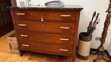 Comò inizio 900 prezzo trattabile