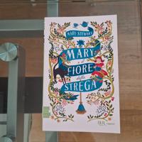 Mary e il fiore della strega di Mary Stewart