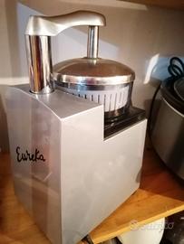 Spremiagrumi elettrico professionale Eureka