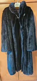 Cappotto in vera pelliccia  a 2000€