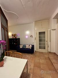 Camera singola sole studentesse